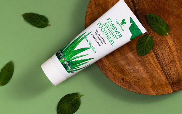 Forever Bright Hammastahna aloe veralla ja propoliksen kanssa Forever Living Productsilta.